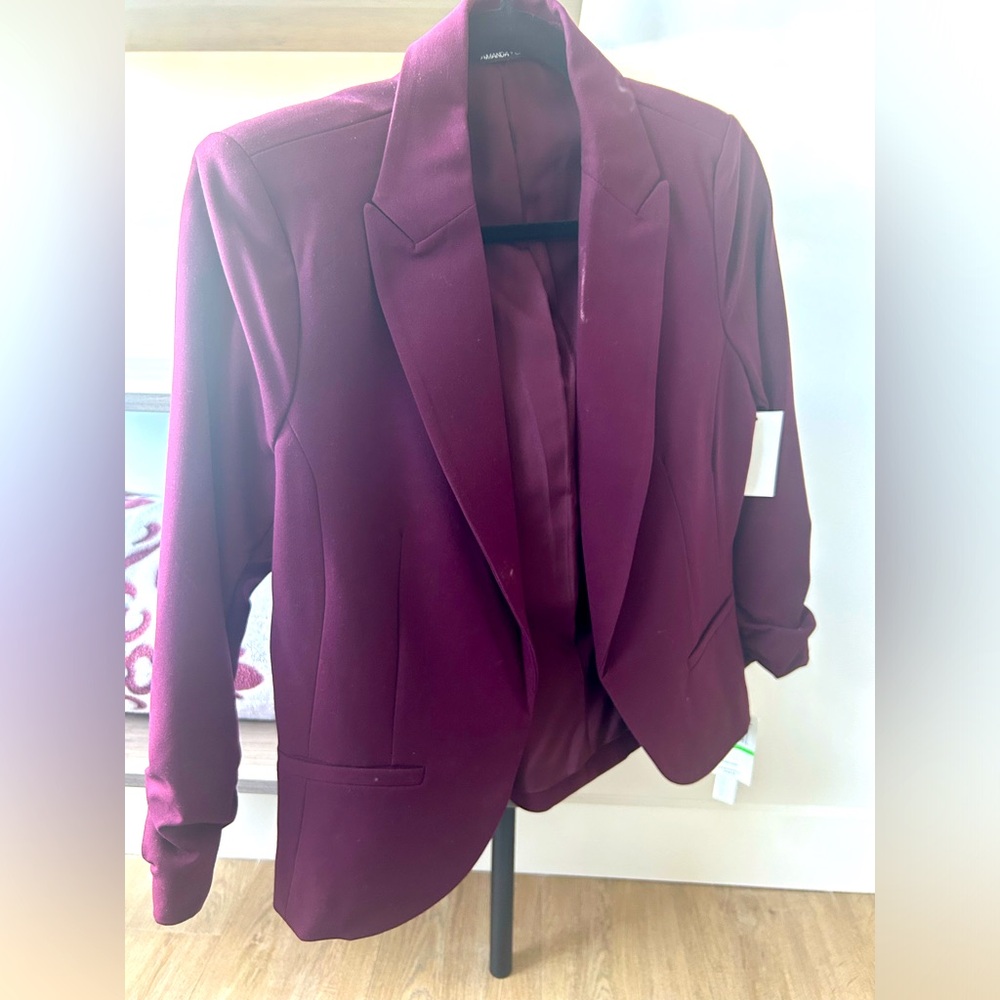 Amanda & Chelsea Blazer size 8